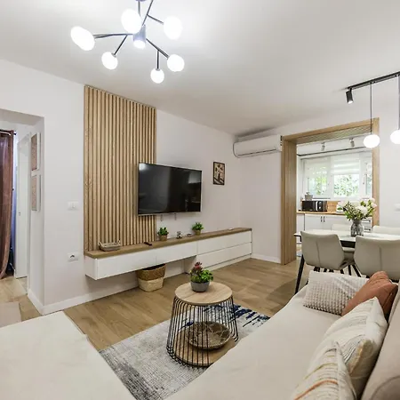 Siara By Apartment Tirana